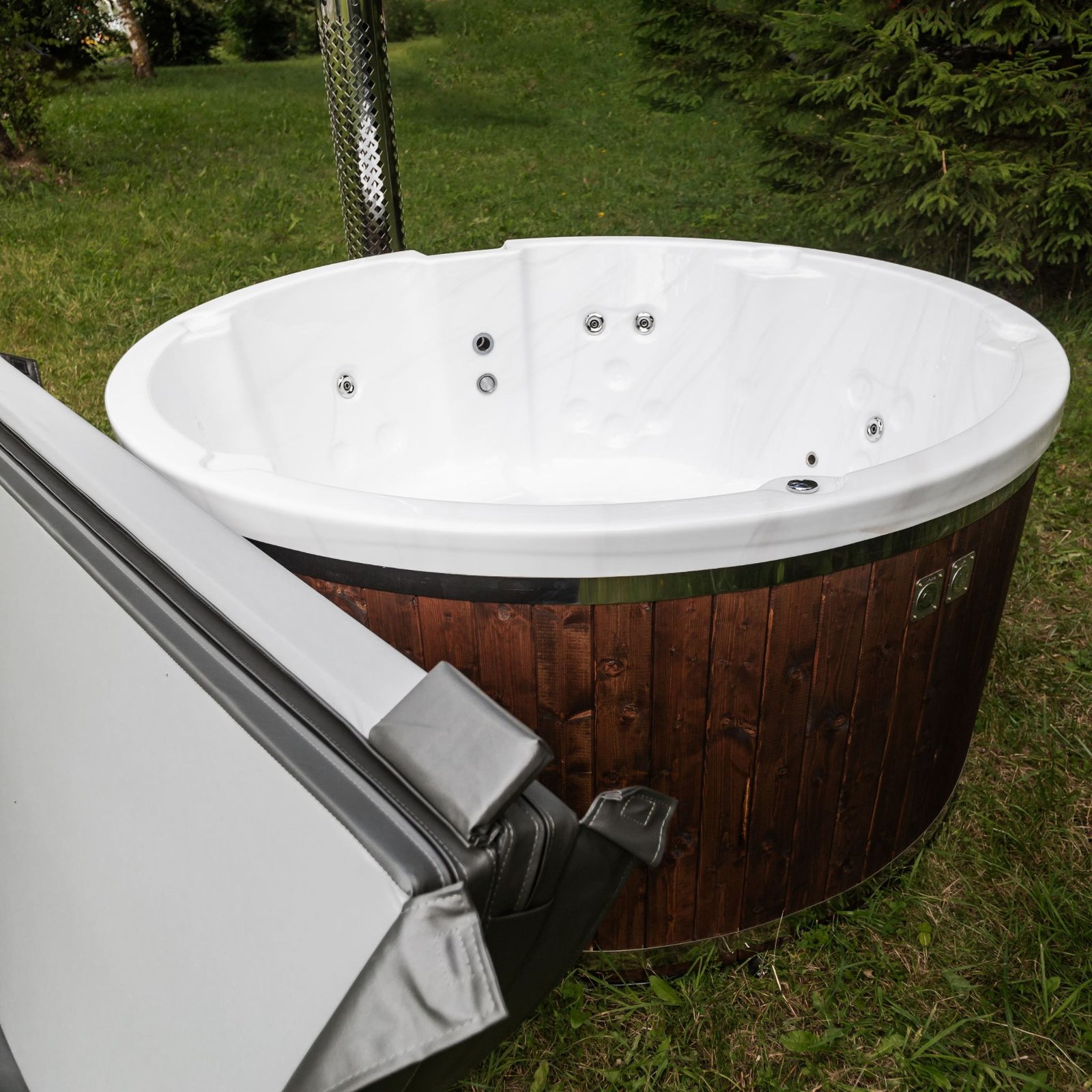 Round hot tub (external heater) – Spruce wood - 3